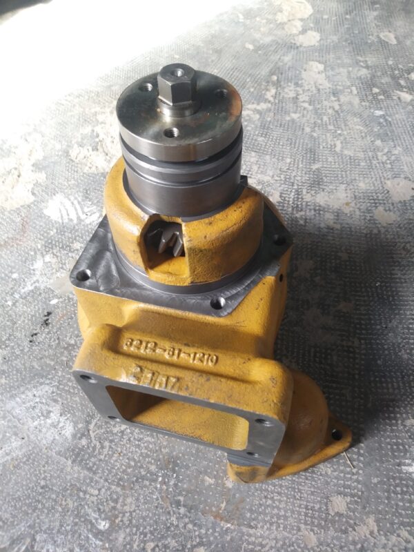 BOMBA AGUA KOMATSU 6212-61-1203 - Imagen 2