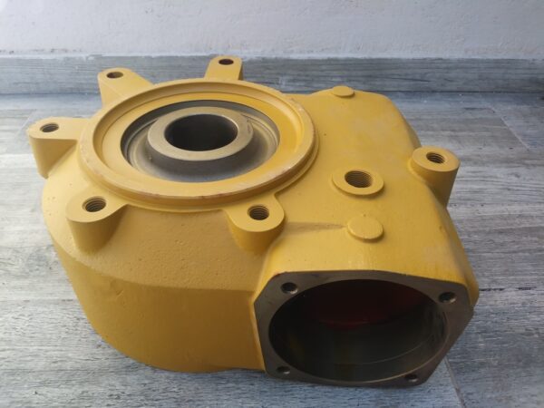 CARCASA REDUCTOR GIRO 8D9804 - Imagen 2