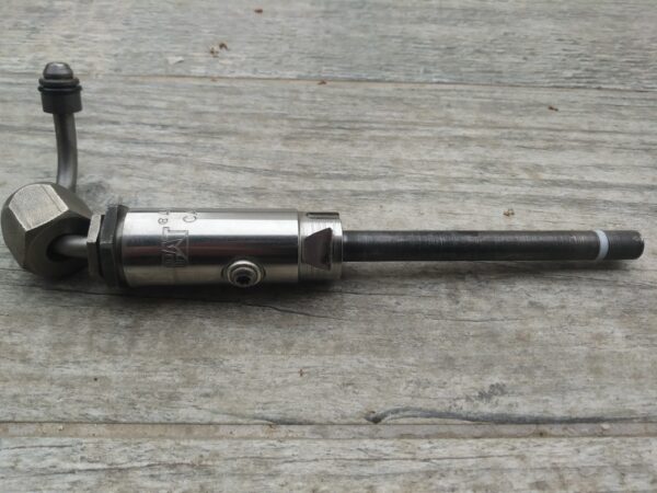 INYECTOR. 4W7015